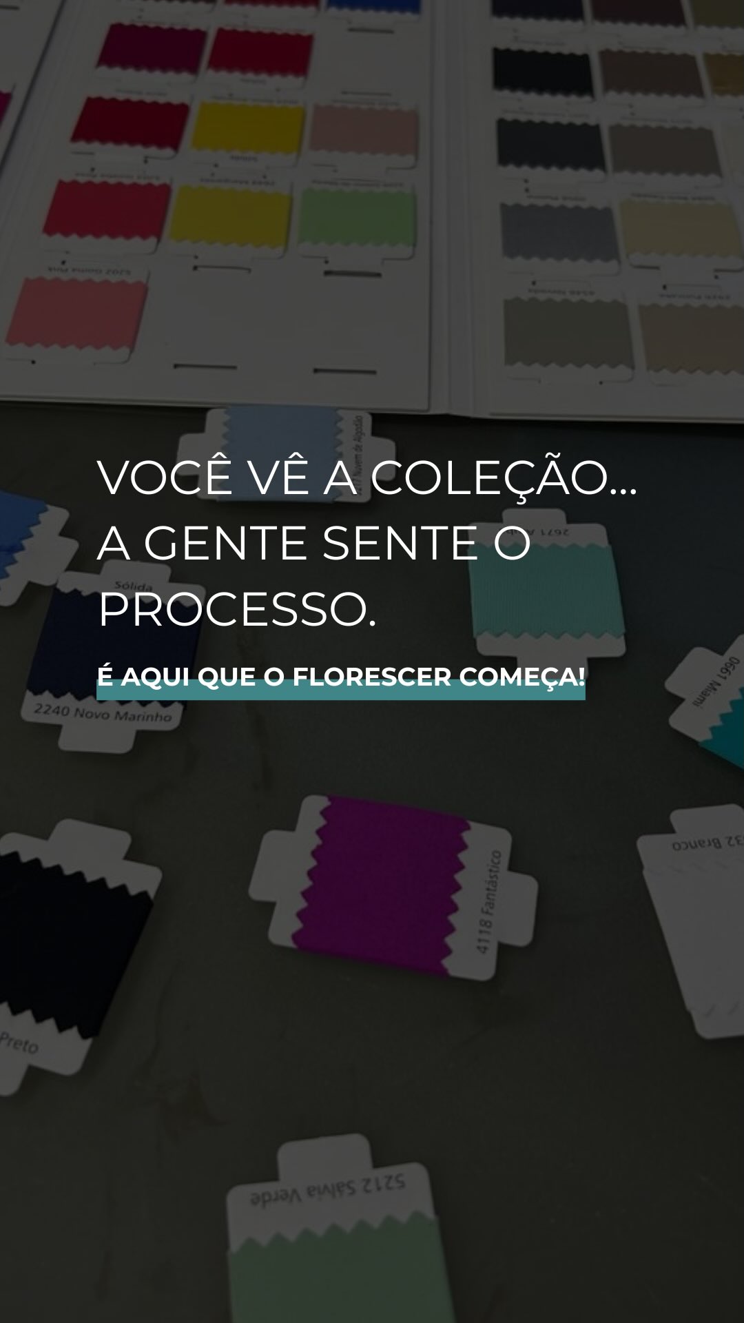 🌿 Uma coleção não nasce do nada.
Ela nasce de conversas, histórias, inspirações e recortes — não só de tecidos, mas de emoções.
Aqui, um pedacinho do que está nascendo nos bastidores da nova estação da Fit Beauty.
Uma coleção feita para mulheres reais, com rotina intensa e alma em movimento.
Em breve, você vai vestir tudo isso.
#FlorescerFitBeauty #VistaSeuFlorescer #BastidoresDoFlorescer